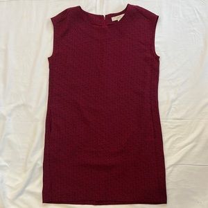 Gorgeous Loft sheath w/pockets!